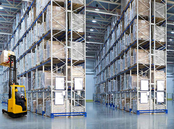 Spezialisierte Logistik, Lager, Versand von Photovoltaikmaterial im gesamten Staatsgebiet